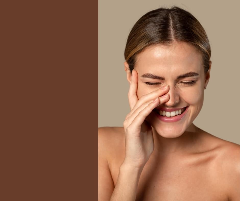 Femme ayant reçu un soin visage relaxant chez eliskin, centre esthétique à Bordeaux